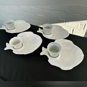 USA Pottery #786 Four Ovenproof Fish-Shaped White Luncheon Plates & Dipping Cups
